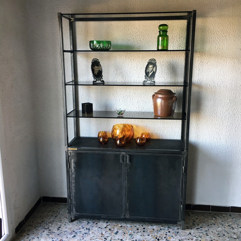 https://www.elisabeth-nicolas.com/895-thickbox_default/etagere-et-bibliotheque-sur-mesure.jpg